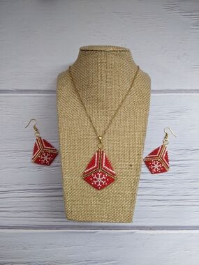Red Beaded Geometric Pendant Necklace and Earring Set